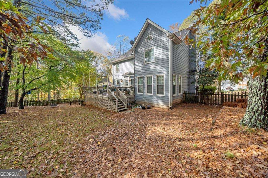 401 Briardale Court Property Photo 29