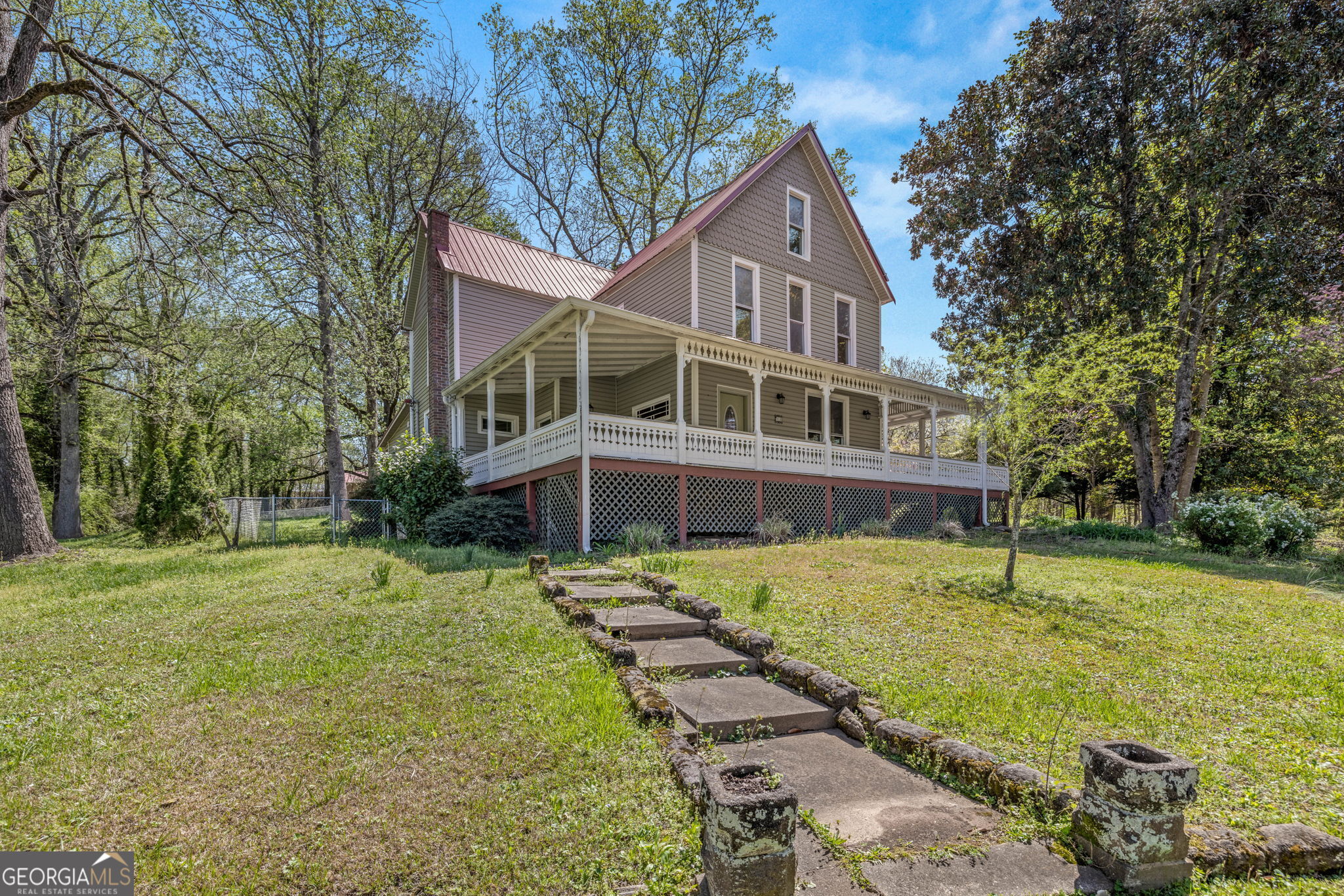 623 Maine Street Property Photo 1