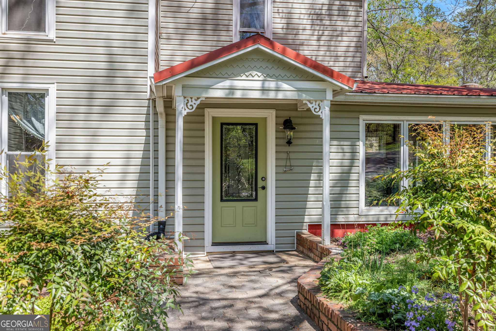 623 Maine Street Property Photo 4