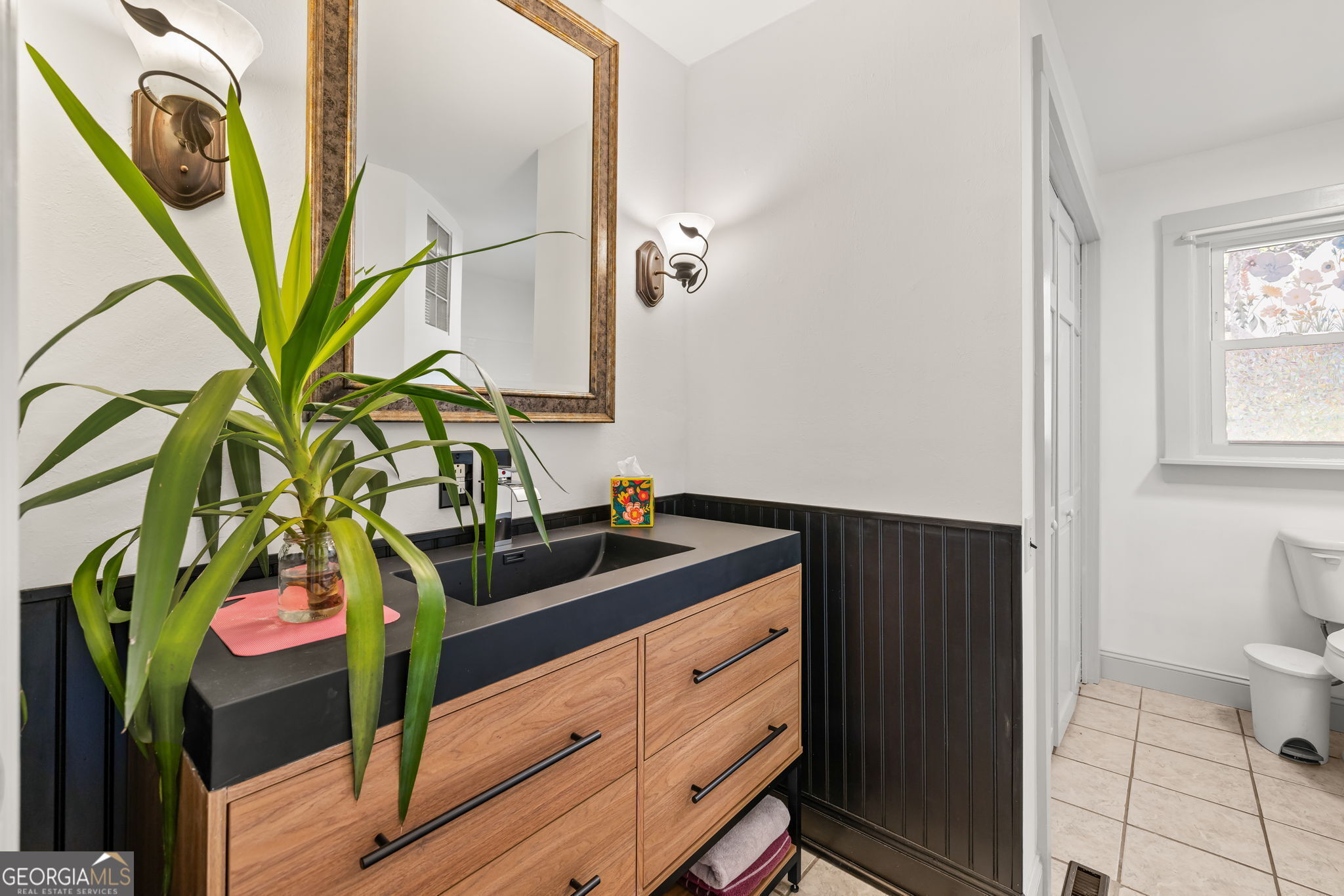 623 Maine Street Property Photo 18