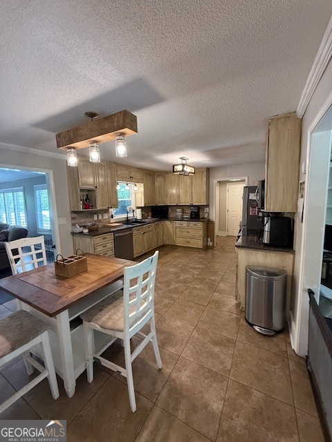 4430 Kings Highway Property Photo 22