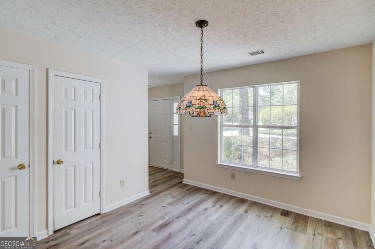 11205 Abbotts Station Drive Property Photo 6