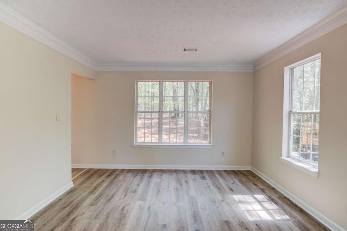 11205 Abbotts Station Drive Property Photo 8