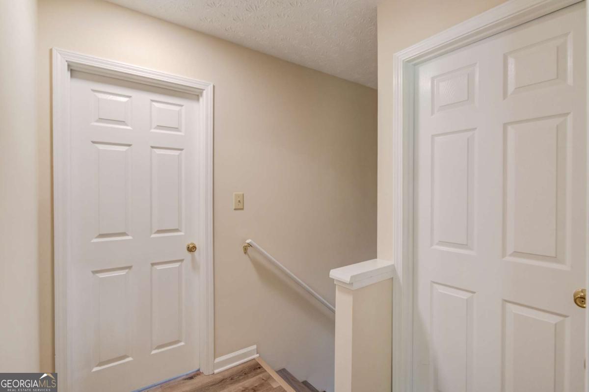 11205 Abbotts Station Drive Property Photo 16