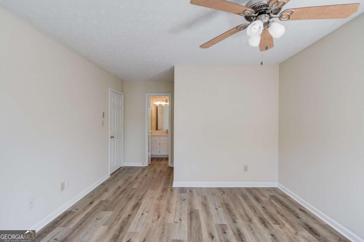 11205 Abbotts Station Drive Property Photo 18