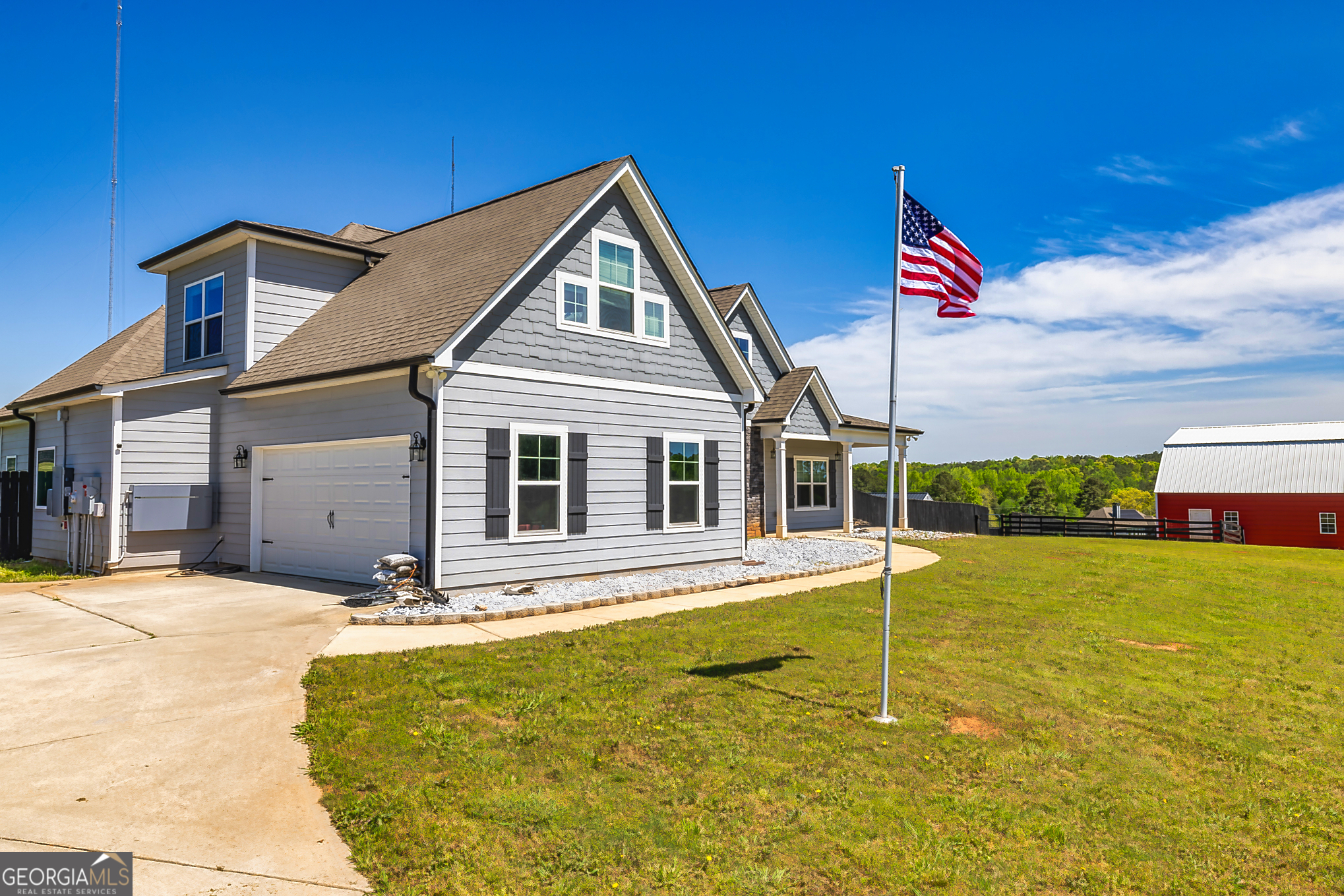 941 Highway 16 W Property Photo 2