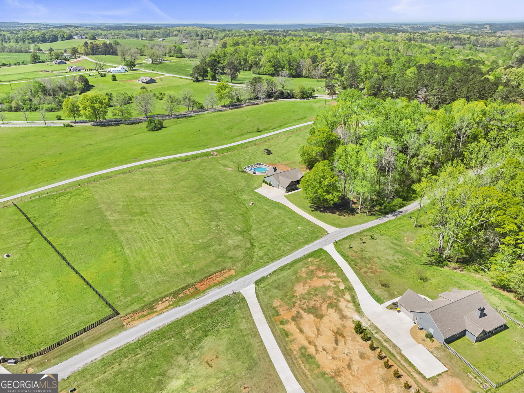 75 Flagstone Drive Property Photo 8