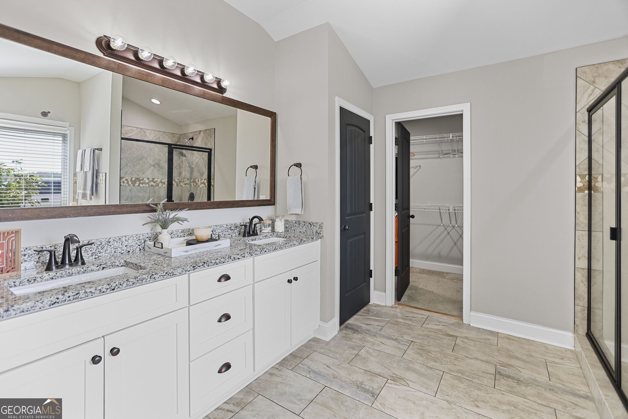 75 Flagstone Drive Property Photo 38
