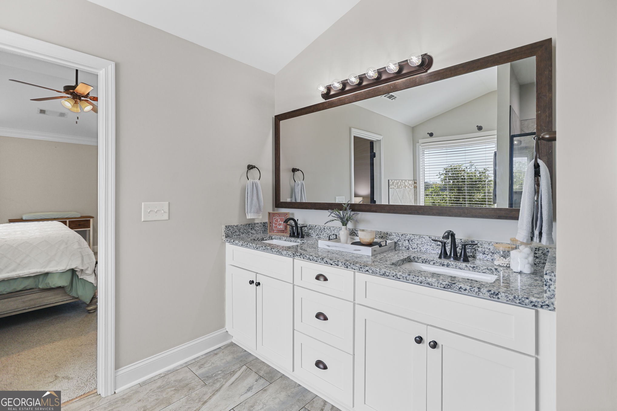 75 Flagstone Drive Property Photo 41