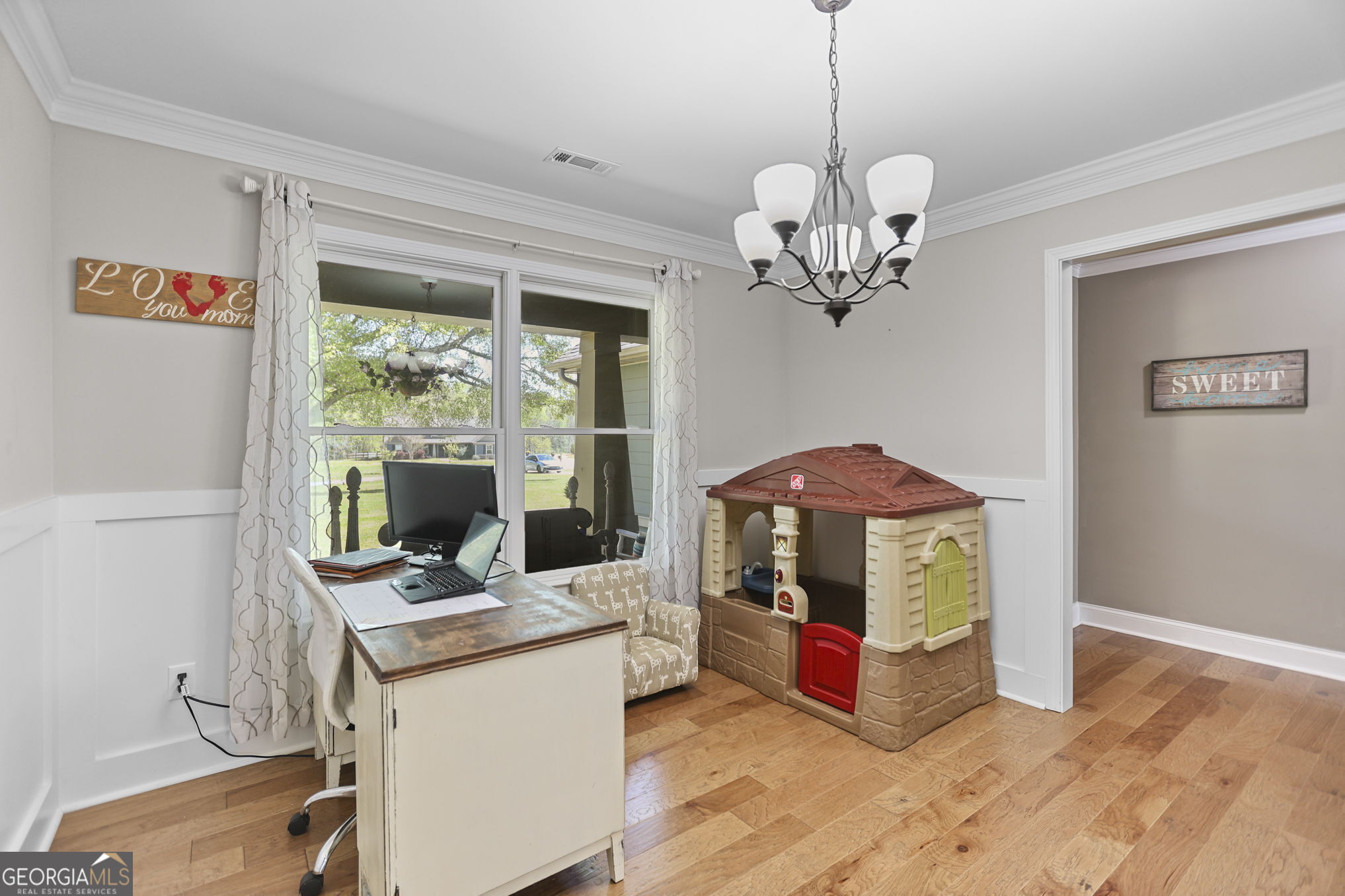 75 Flagstone Drive Property Photo 45