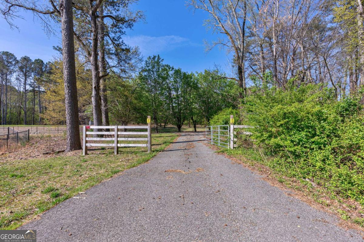 8986 Highway 29 S Property Photo 8