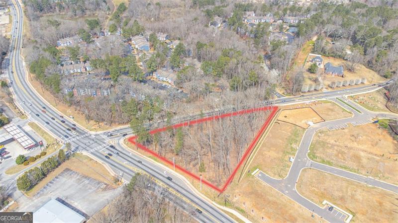 5646 Covington Highway Property Photo 2