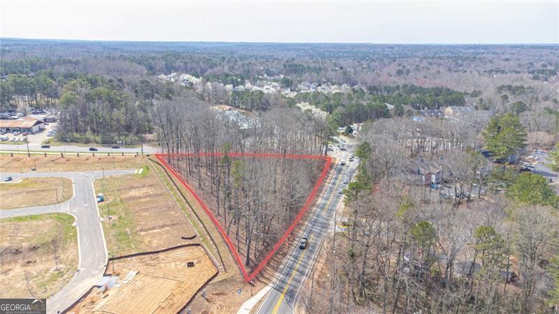 5646 Covington Highway Property Photo 5