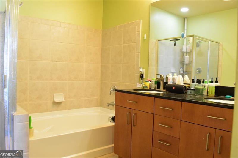711 Cosmopolitan Drive Ne # 715 Property Photo 17