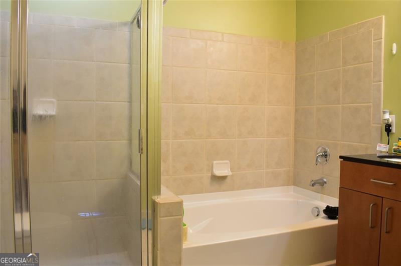 711 Cosmopolitan Drive Ne # 715 Property Photo 19