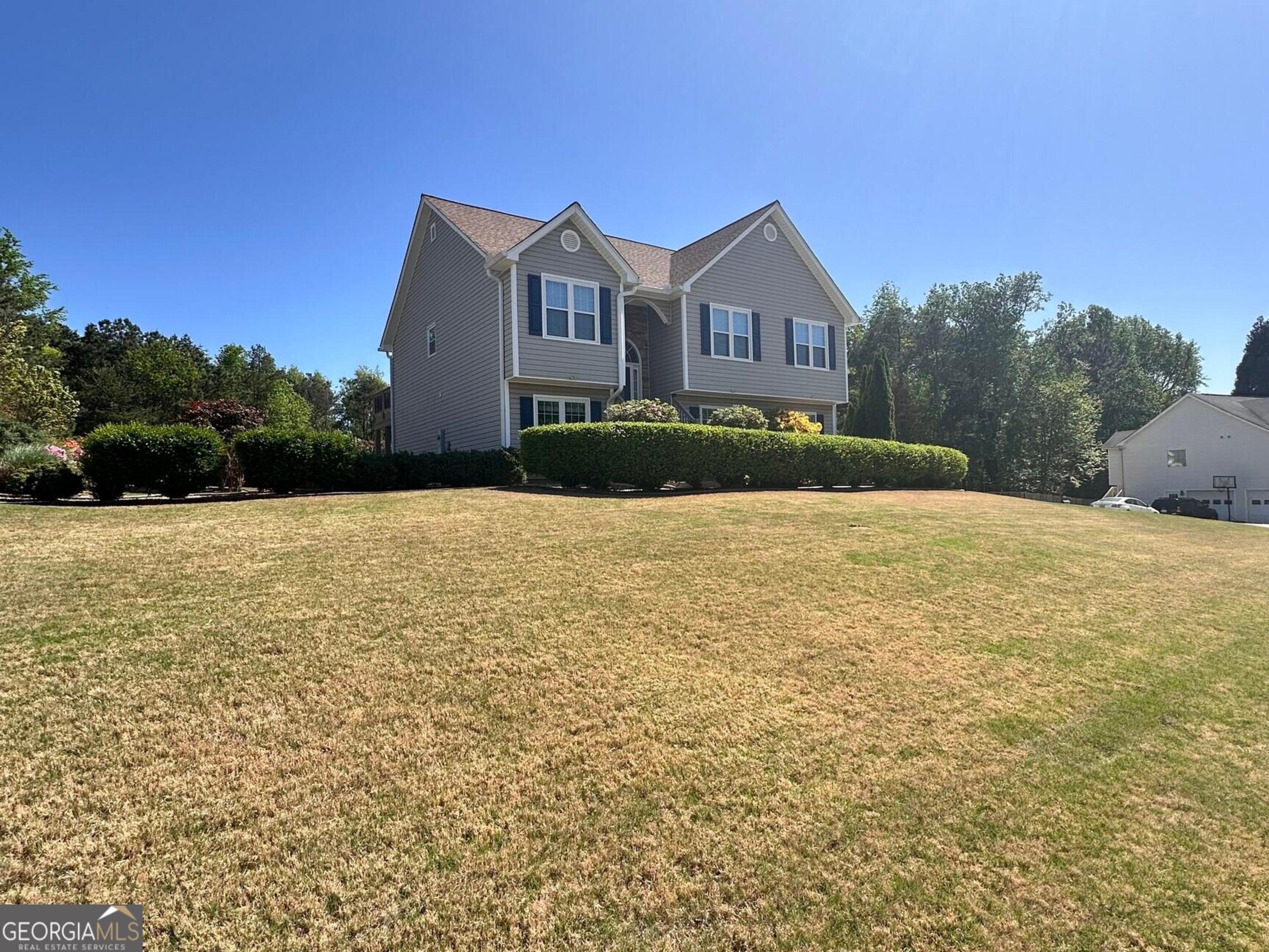 6241 Saturn Drive Property Photo 3