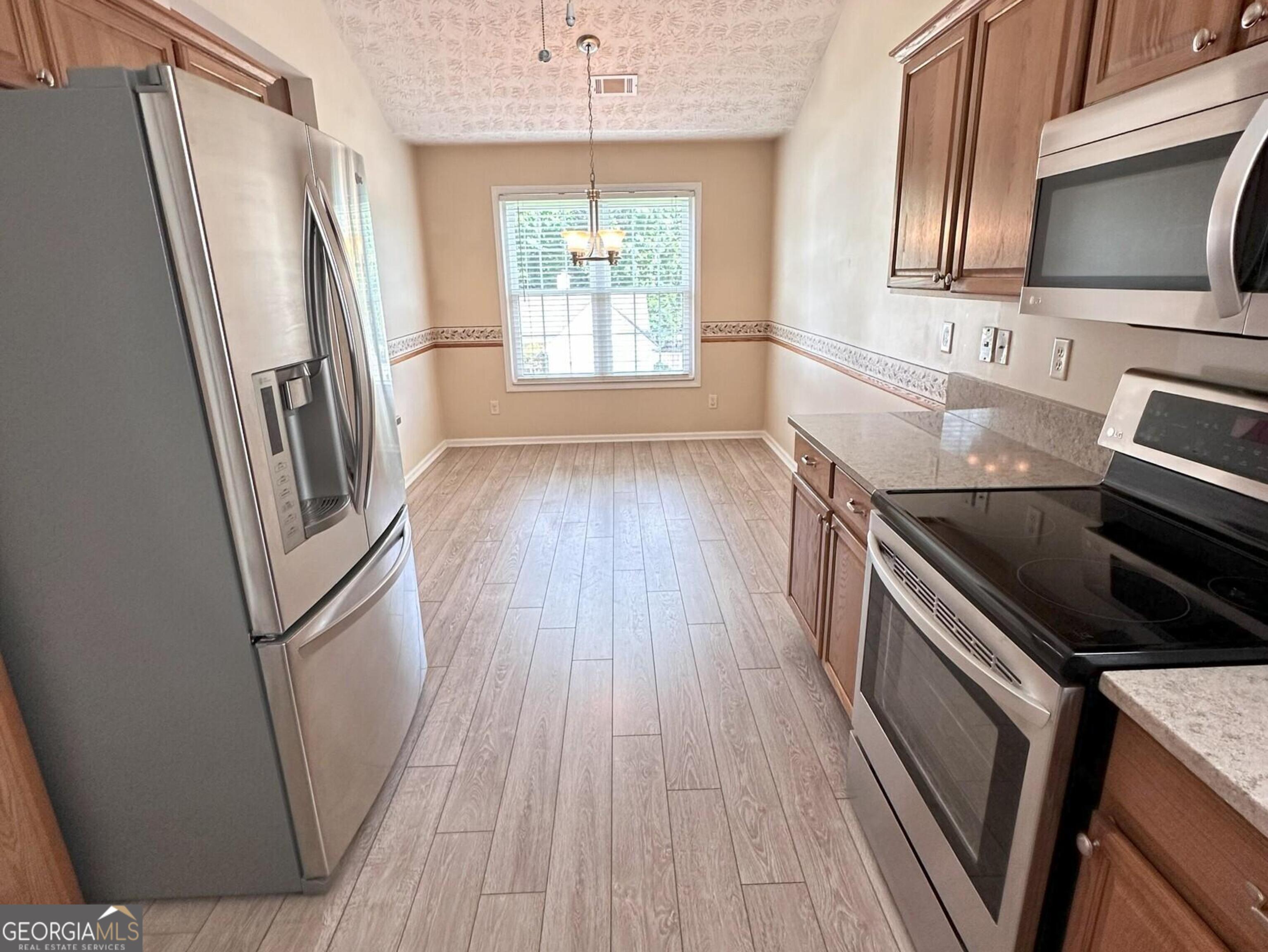 6241 Saturn Drive Property Photo 11