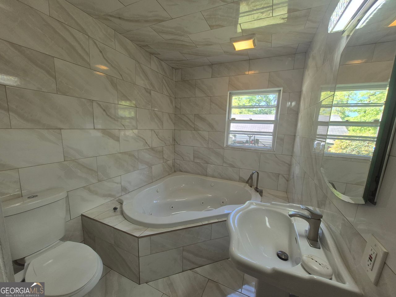 1210 Zebulon Road Property Photo 10