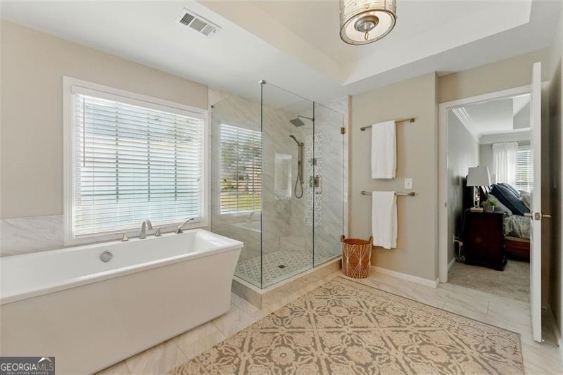 317 Vista Lake Drive Property Photo 32