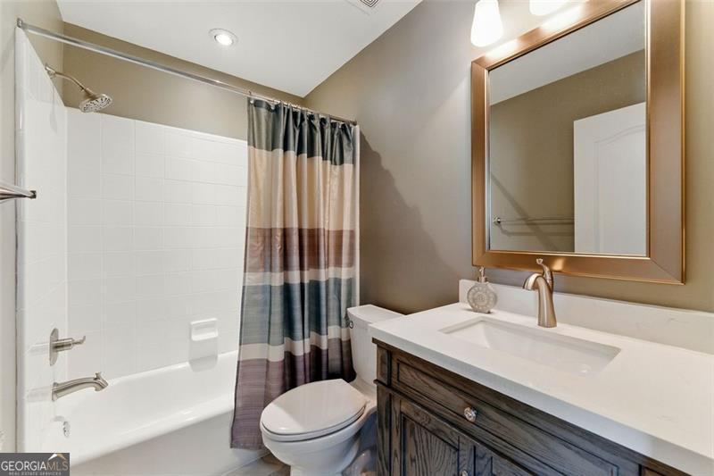 317 Vista Lake Drive Property Photo 43