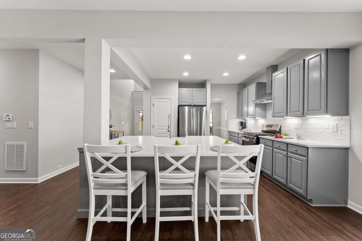 7836 Keepsake Lane Property Photo 14