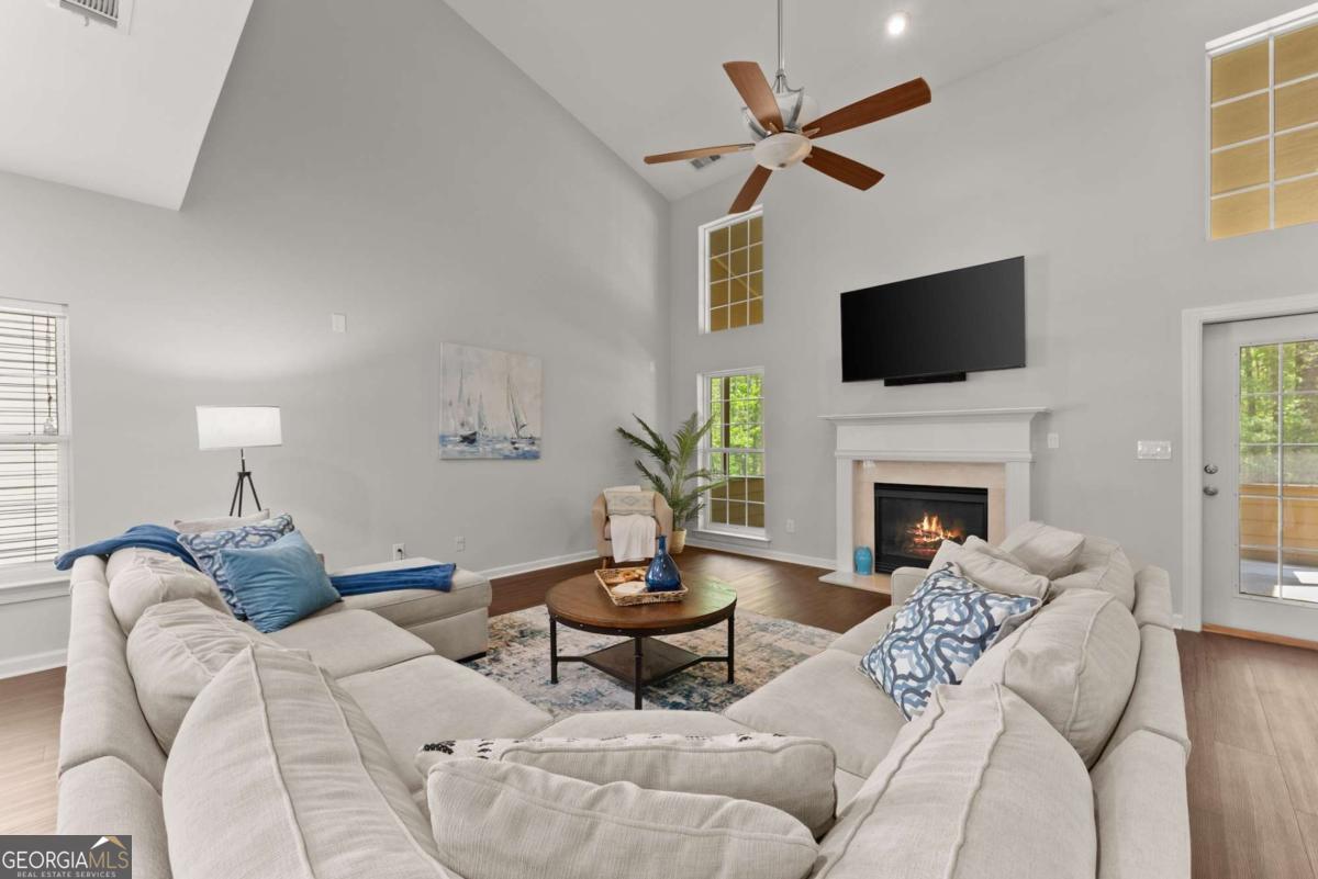 7836 Keepsake Lane Property Photo 16