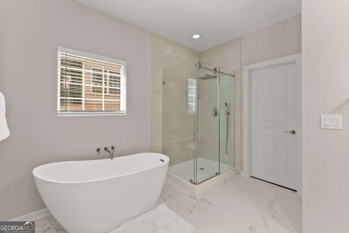 7836 Keepsake Lane Property Photo 24