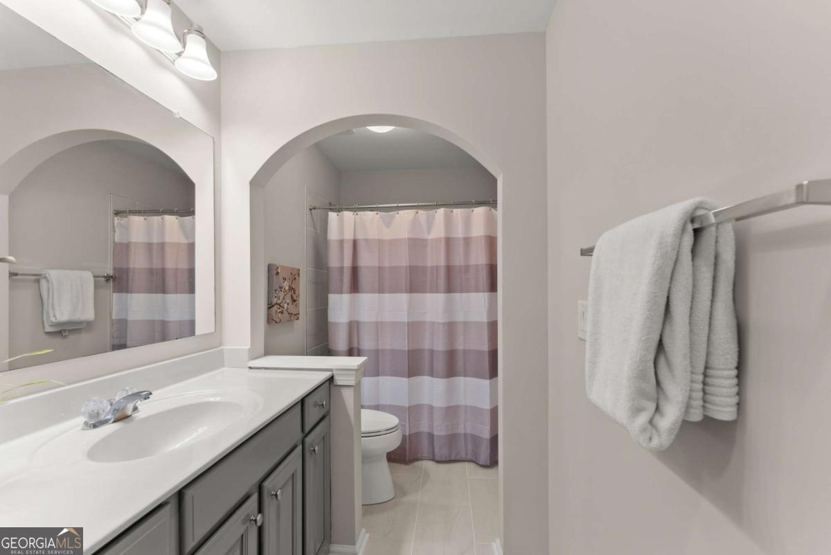 7836 Keepsake Lane Property Photo 32