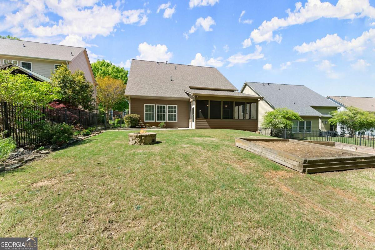 7836 Keepsake Lane Property Photo 39