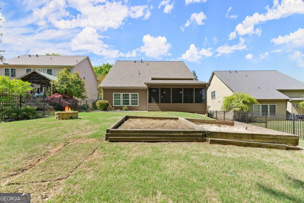 7836 Keepsake Lane Property Photo 40