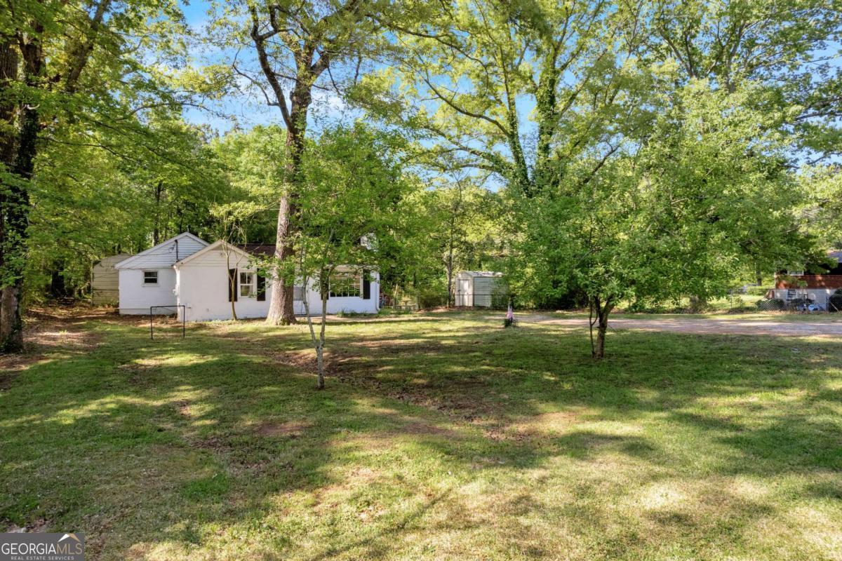 4301 Hidden Valley Road Property Photo 3