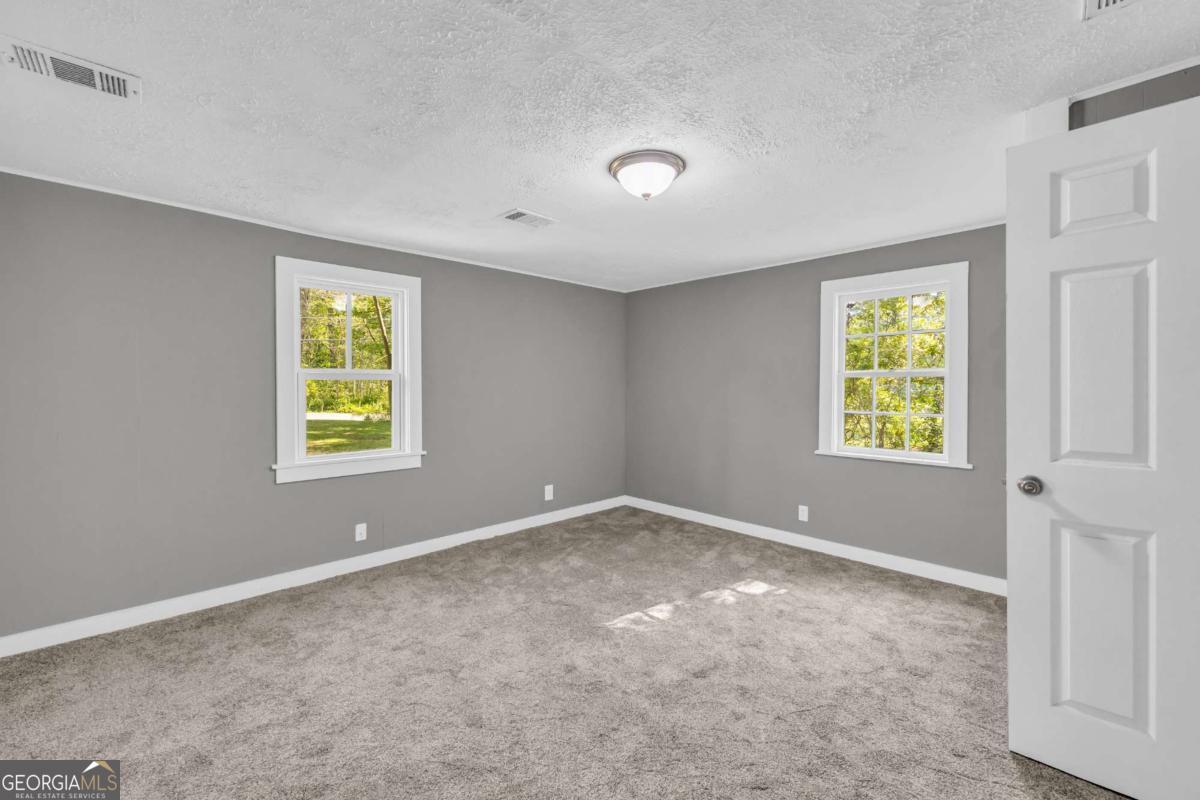 4301 Hidden Valley Road Property Photo 10