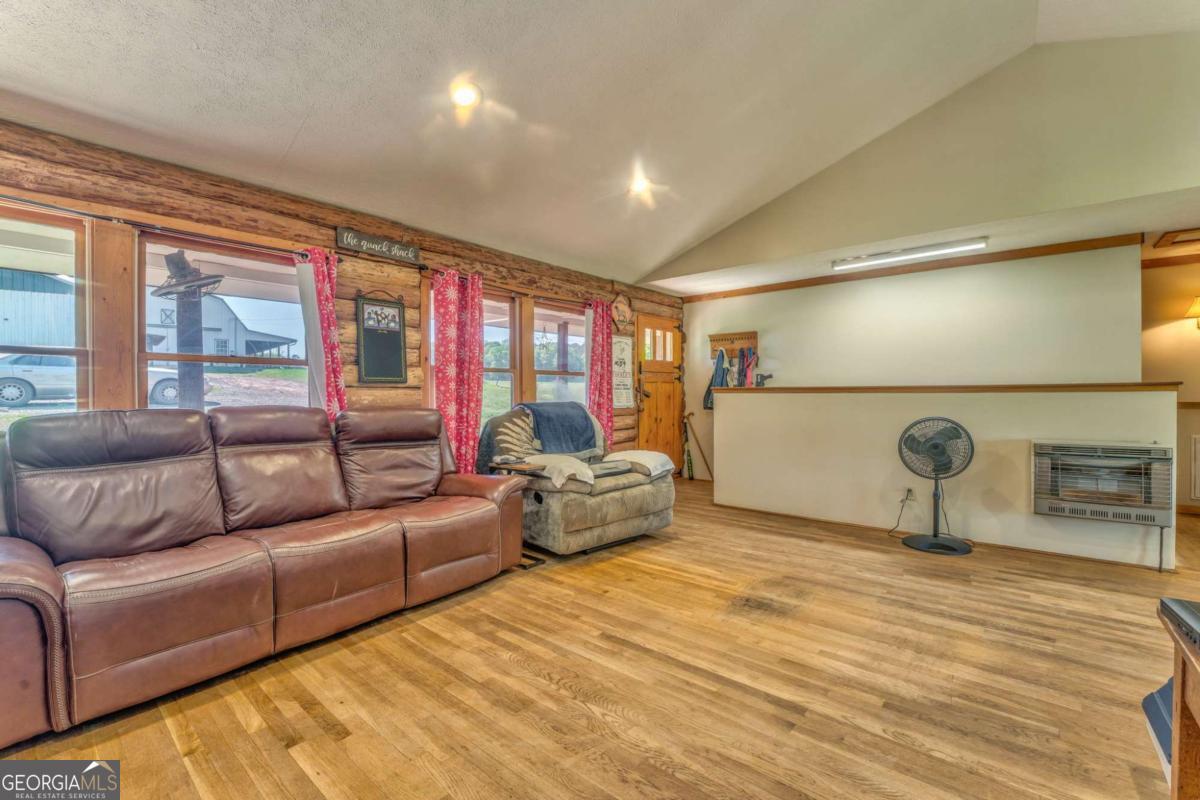 1288 Reavesville Road Property Photo 40