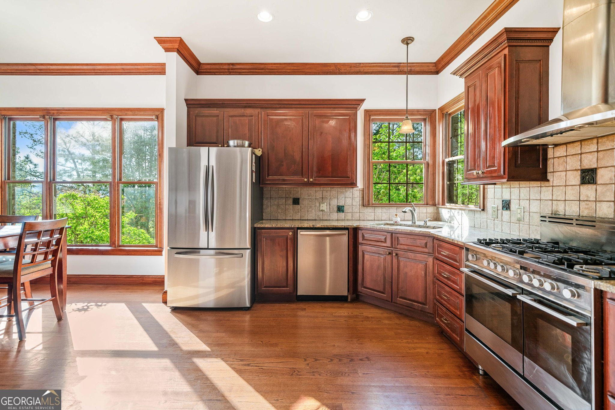 100 Fox Paw Leaf Court Property Photo 16
