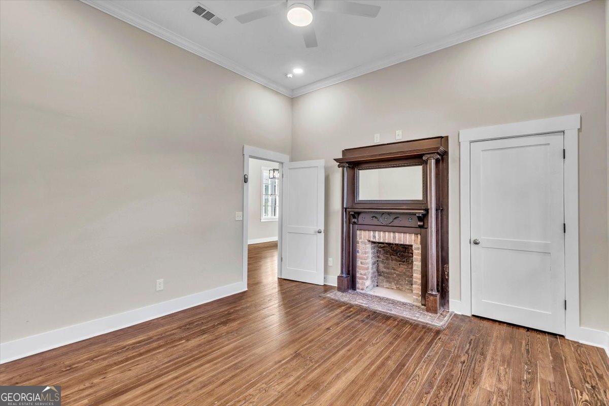 217/219 W 36th Street Property Photo 42