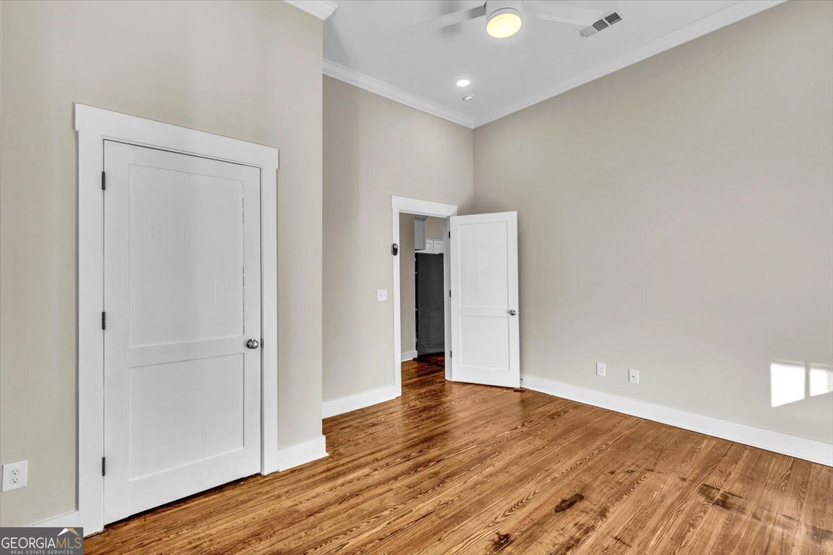 217/219 W 36th Street Property Photo 45