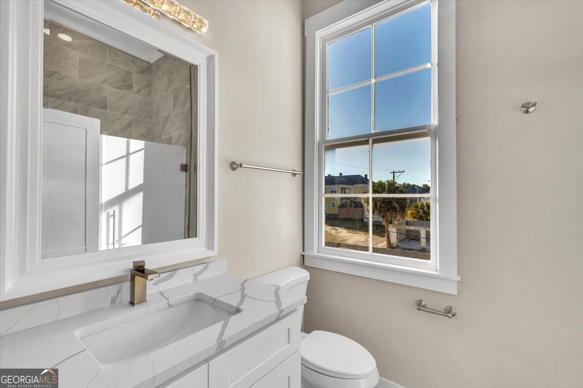 217/219 W 36th Street Property Photo 47