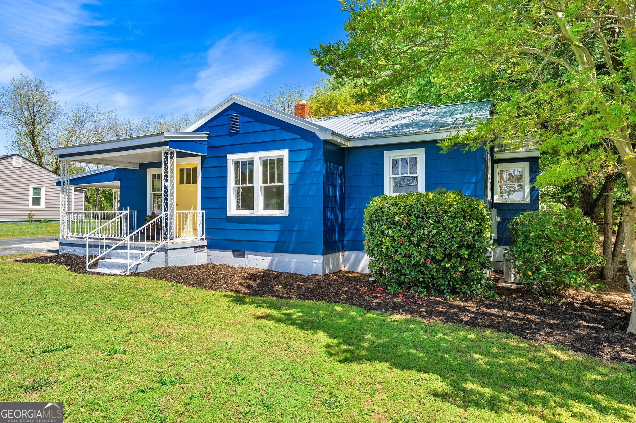 183 Fairview Avenue Property Photo 3