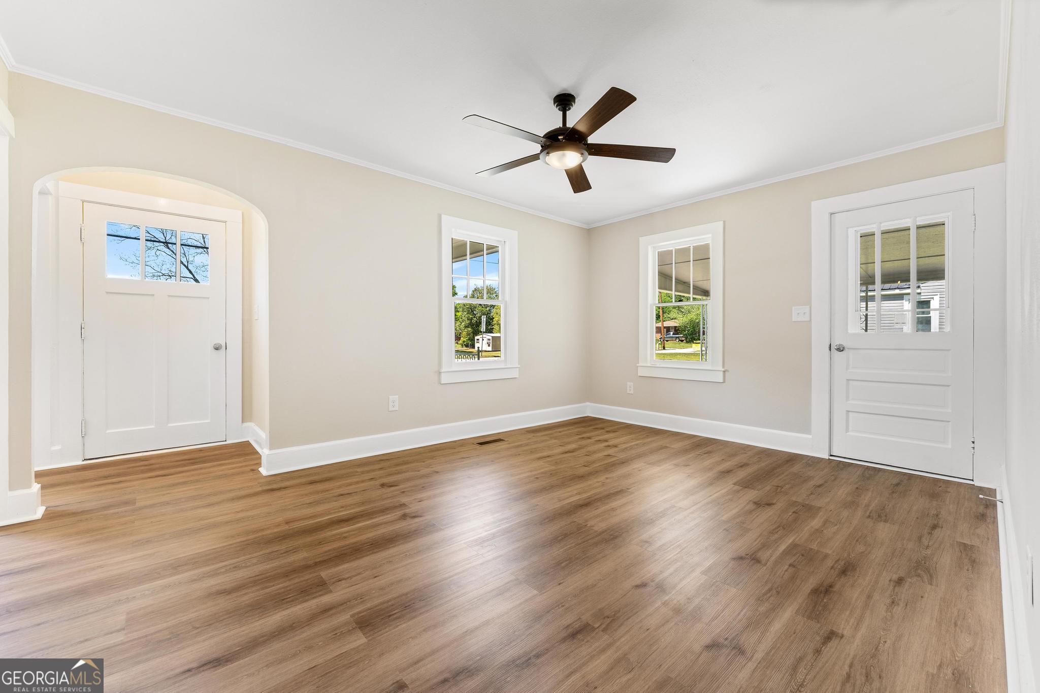 183 Fairview Avenue Property Photo 9