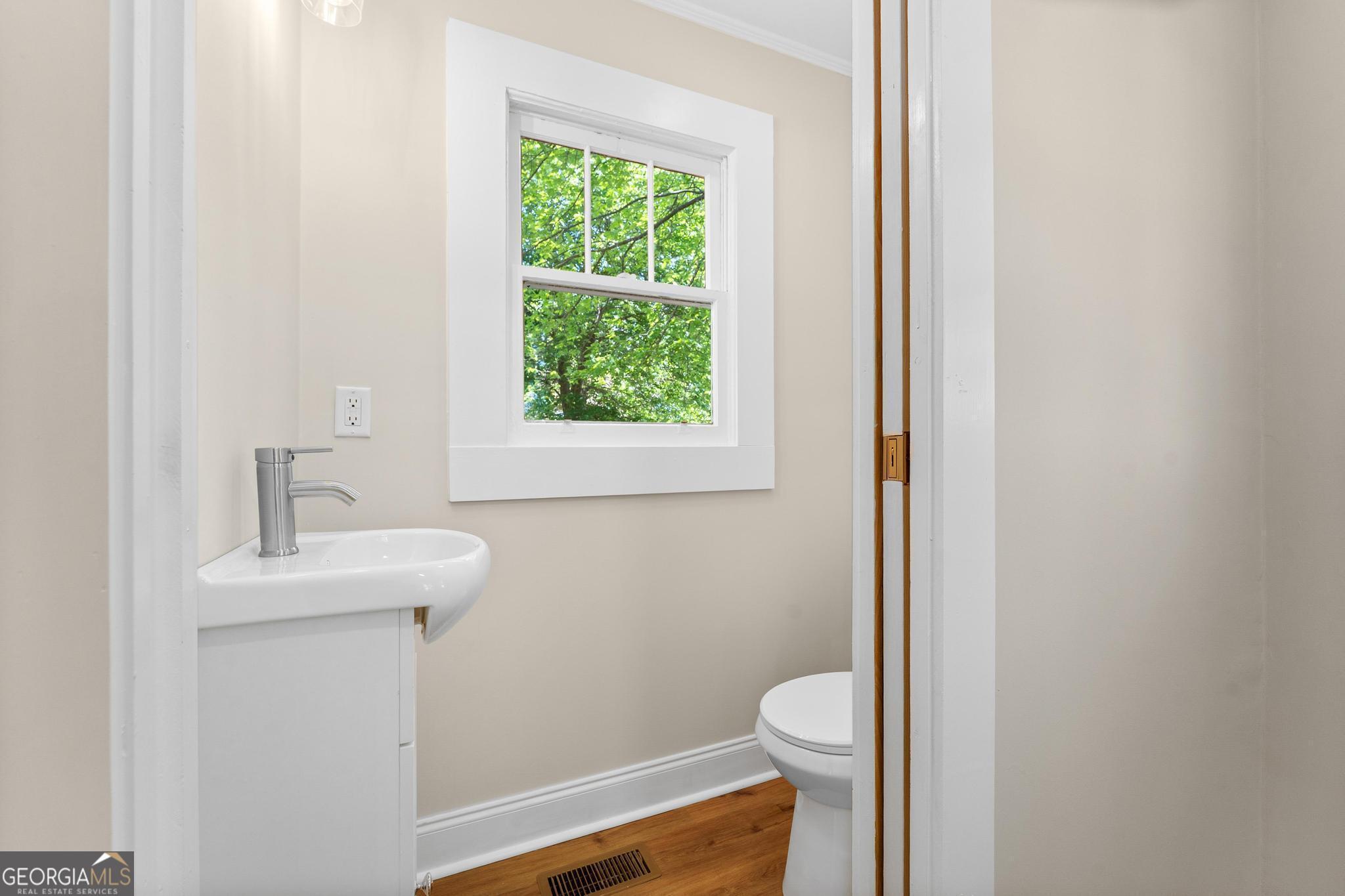183 Fairview Avenue Property Photo 30