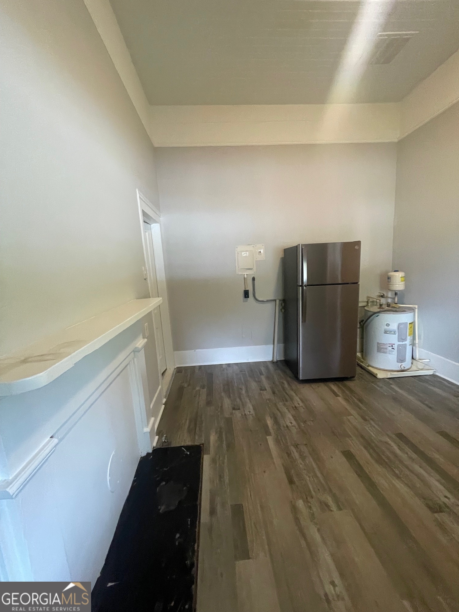 430 College Street # B Property Photo 8