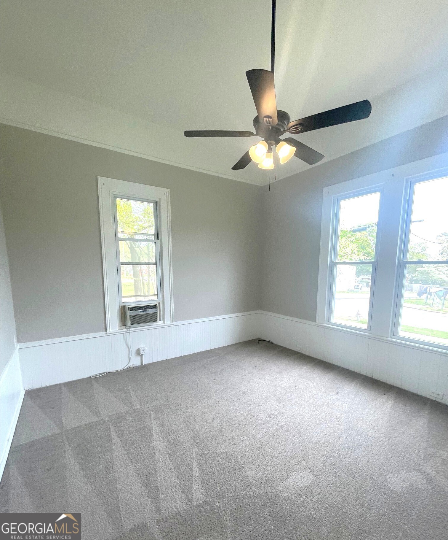 430 College Street # B Property Photo 10
