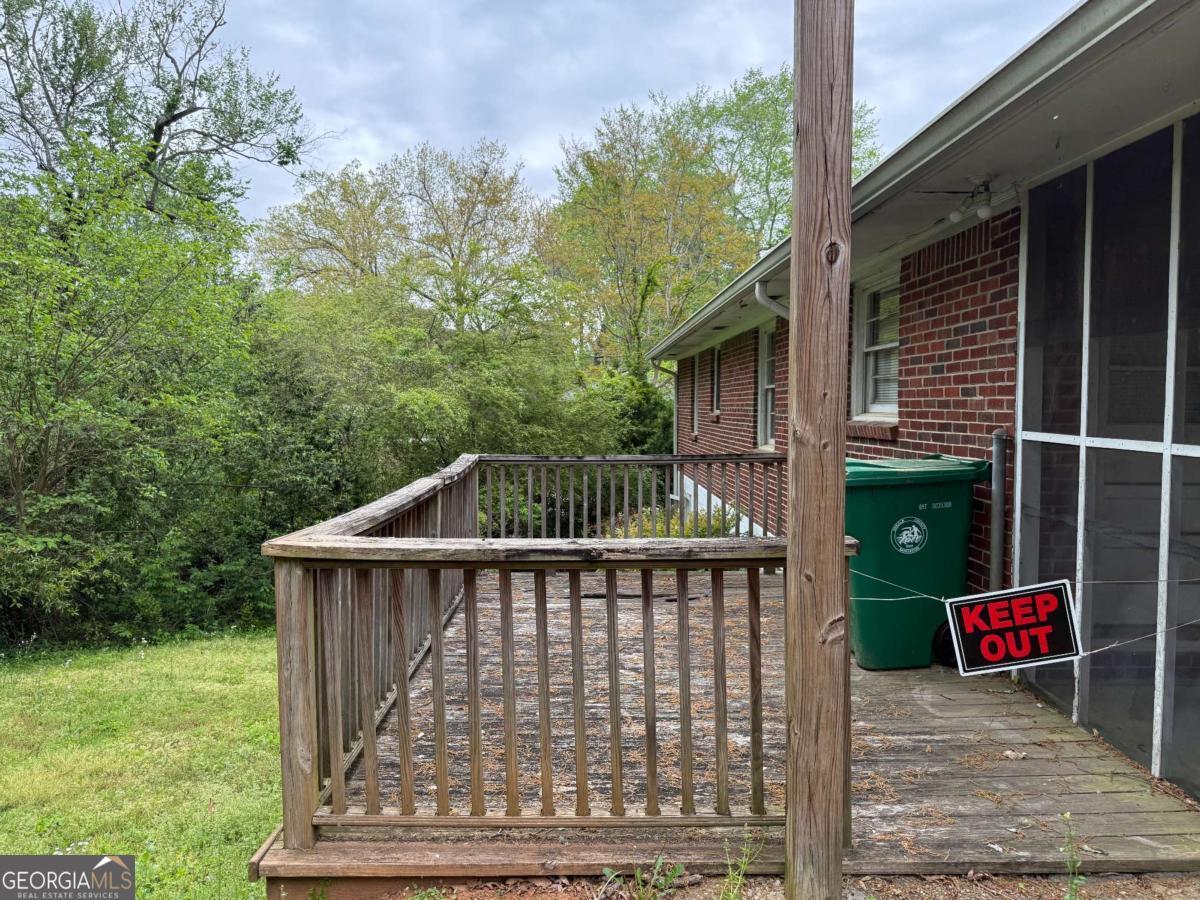 3542 N Druid Hill Road Property Photo 8