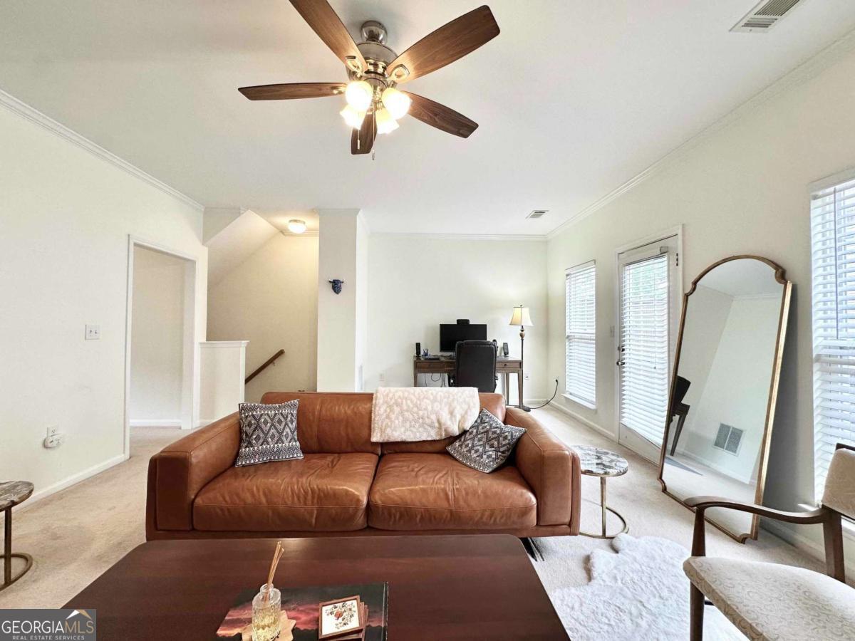 5401 Fox Creek Lane Property Photo 8