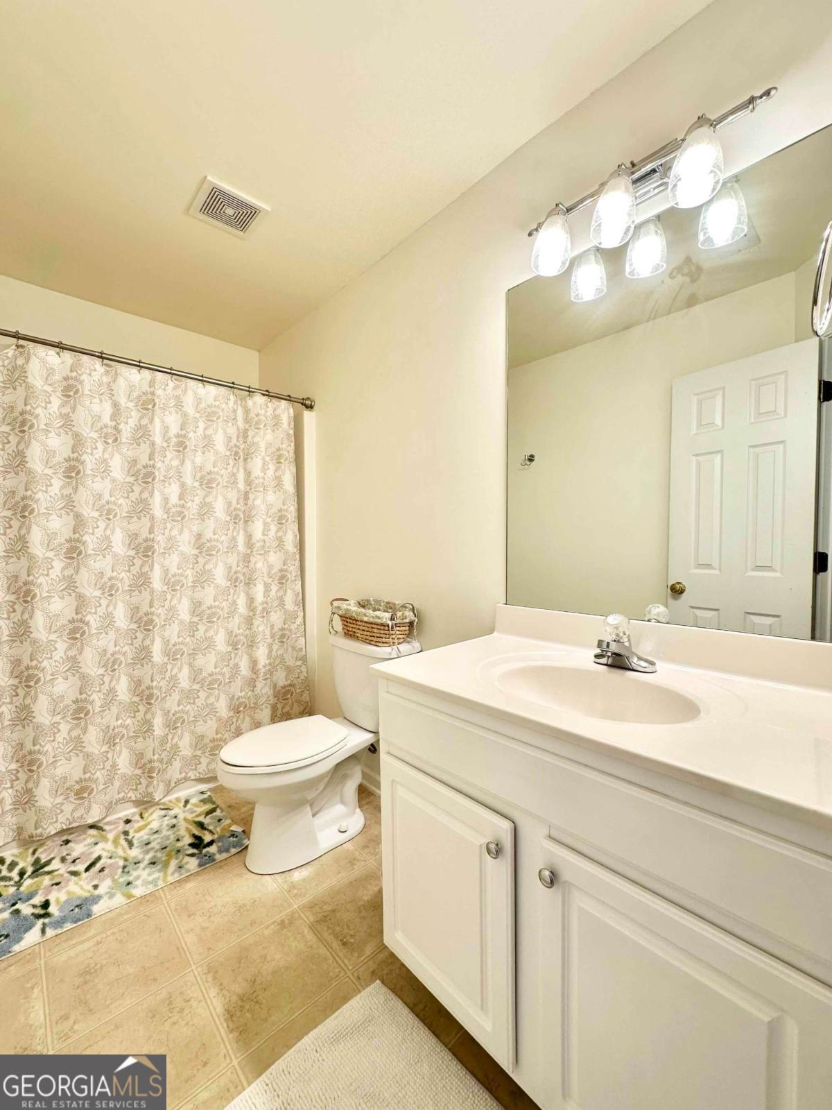 5401 Fox Creek Lane Property Photo 18