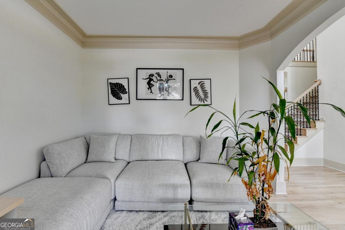 1806 Royal Troon Court Property Photo 9