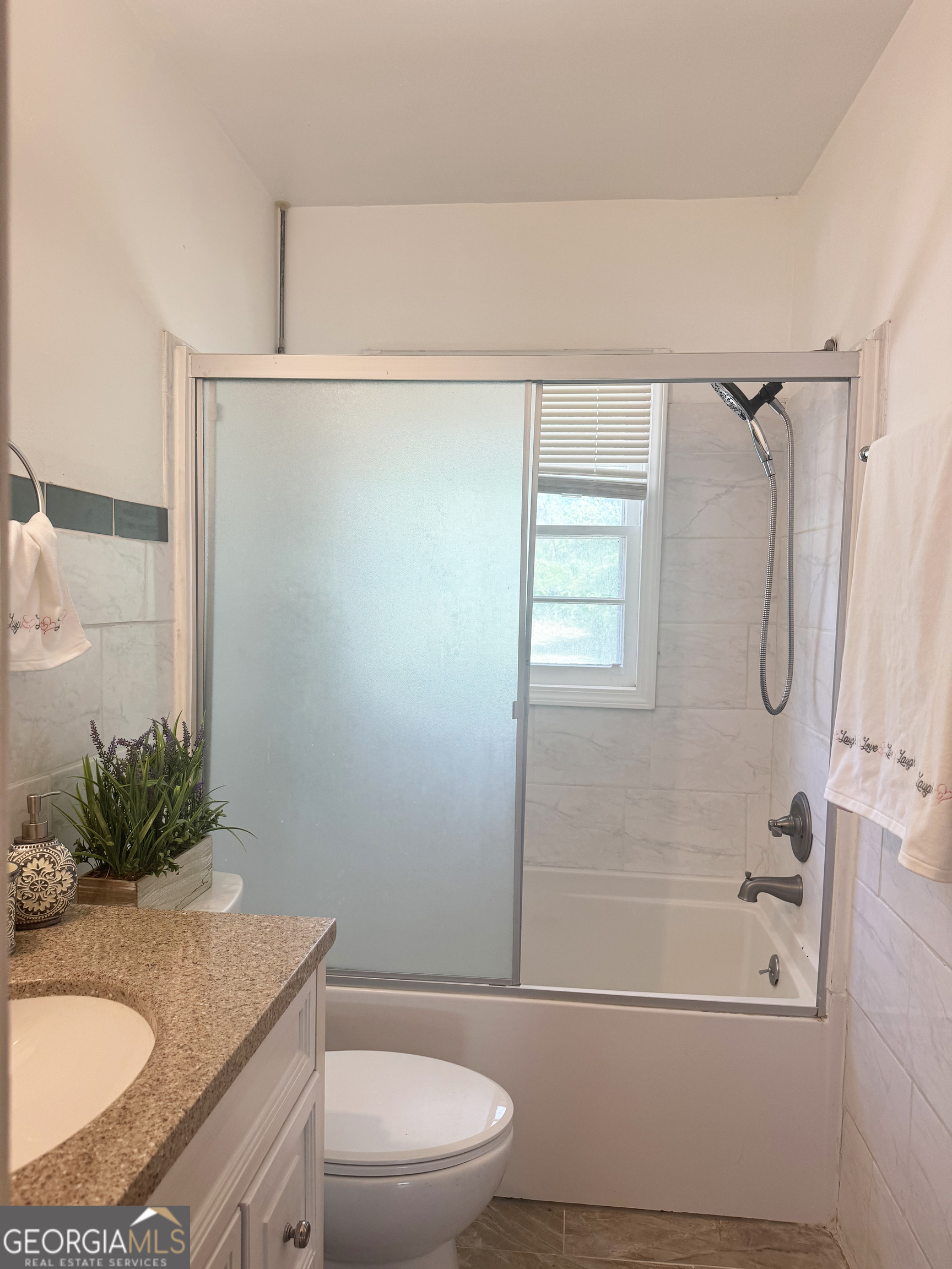 6718 Delta Drive Property Photo 9