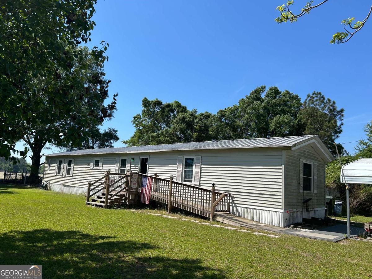 13513 Highway 169 Property Photo 1