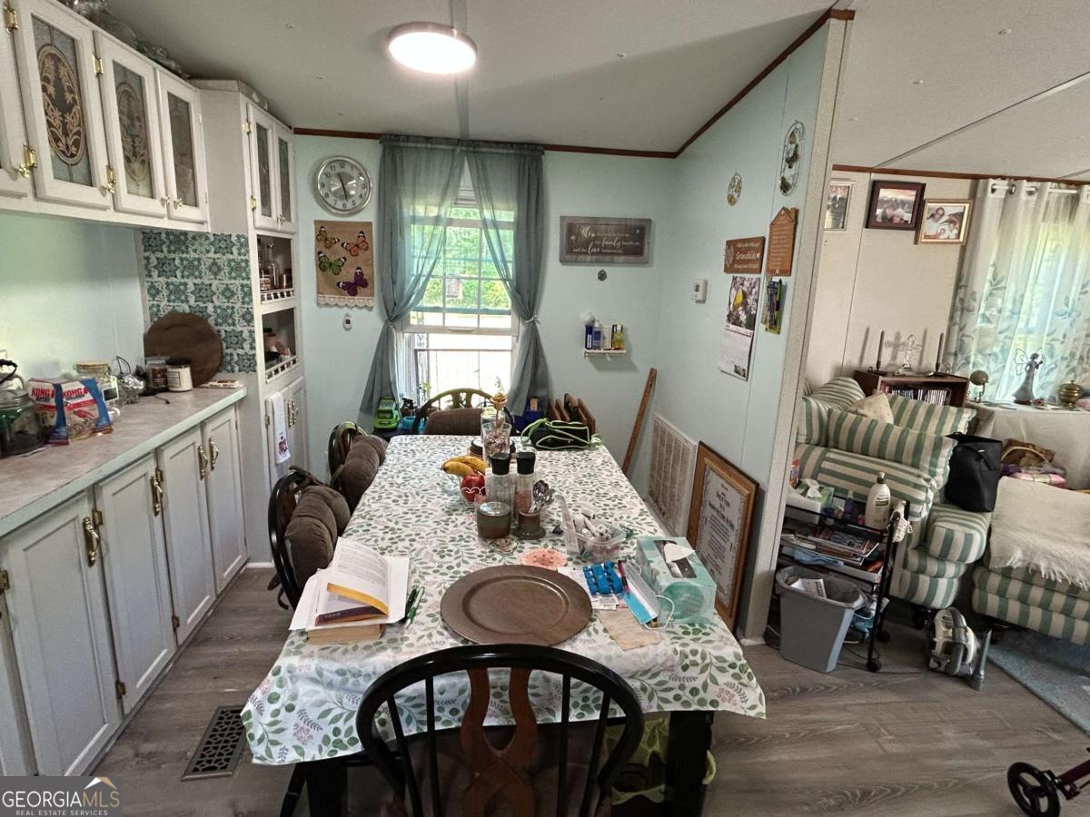 13513 Highway 169 Property Photo 4