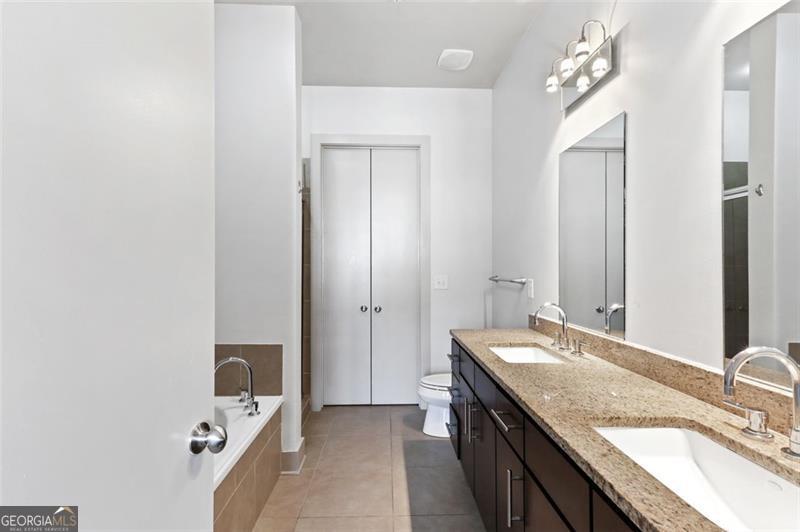 200 Highland Avenue # 202 Property Photo 8